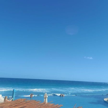 Beachfront Studio With Ocean View 칸쿤 외부 사진