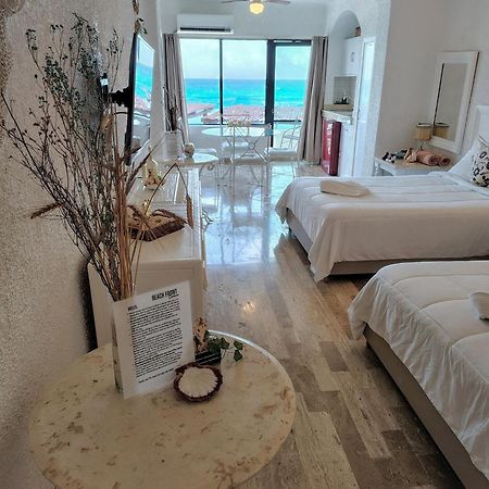 Beachfront Studio With Ocean View 칸쿤 외부 사진