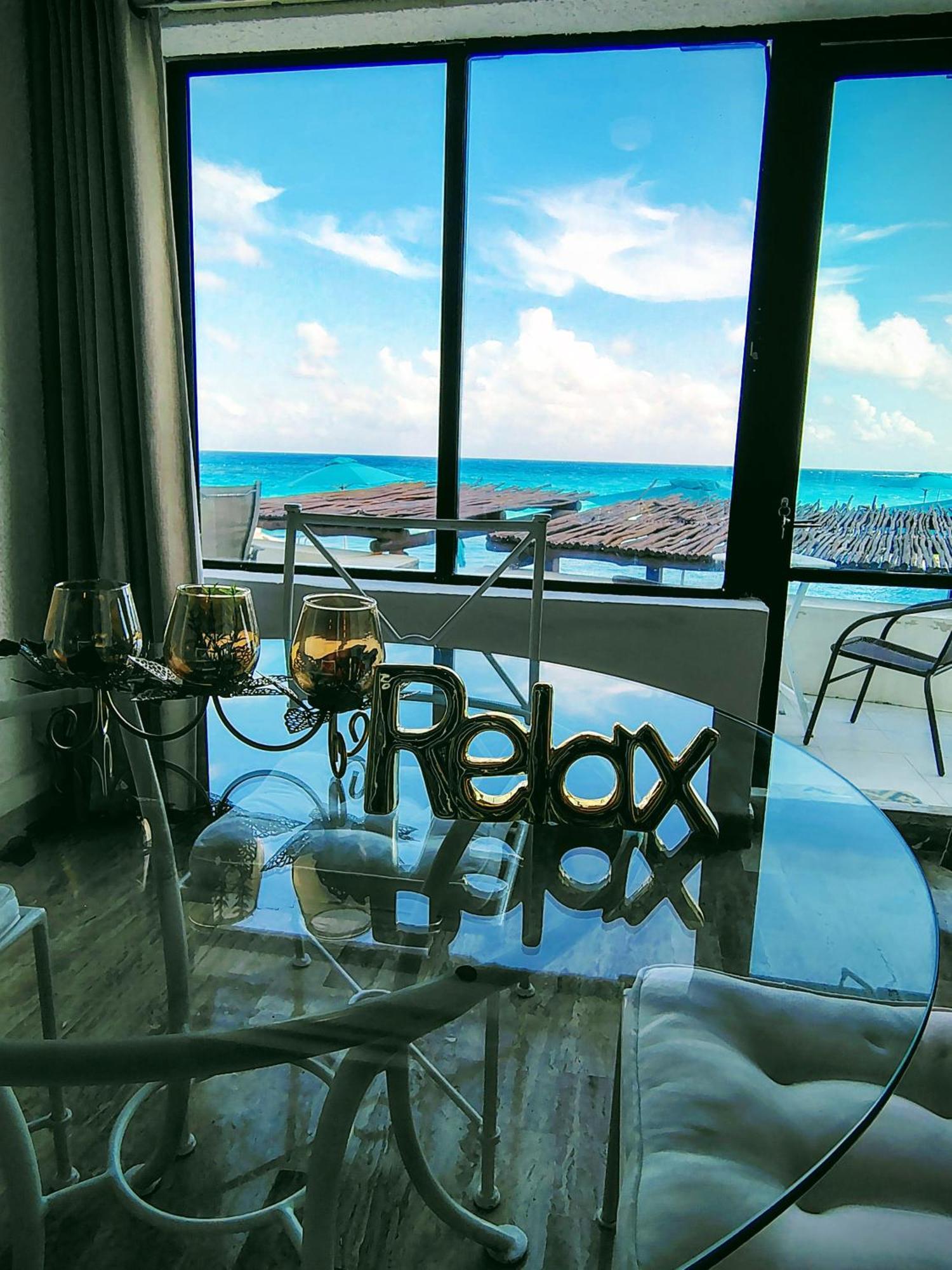 Beachfront Studio With Ocean View 칸쿤 외부 사진